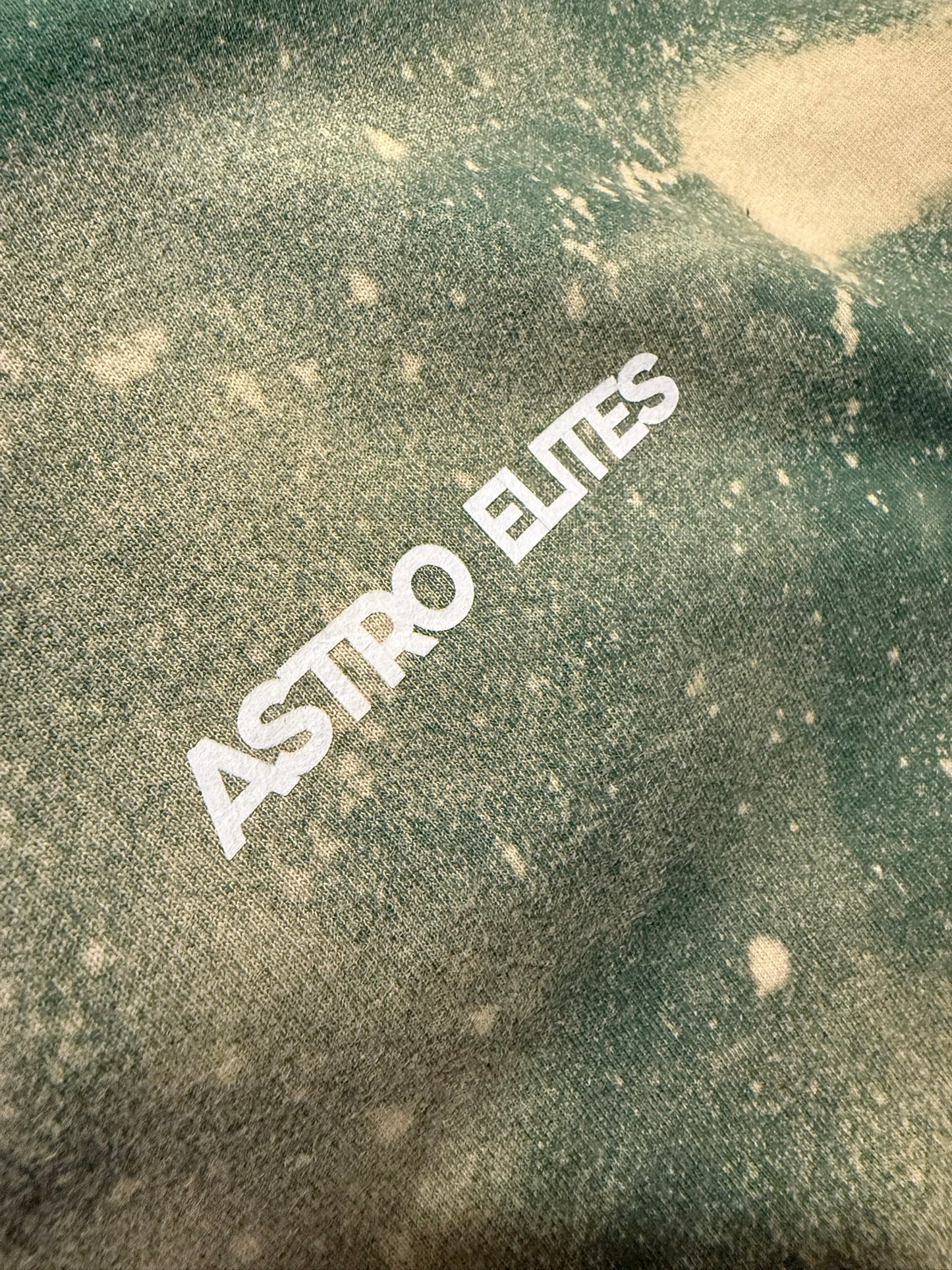 PRE-ORDER - V2 Alpha Acid Wash Crew Neck